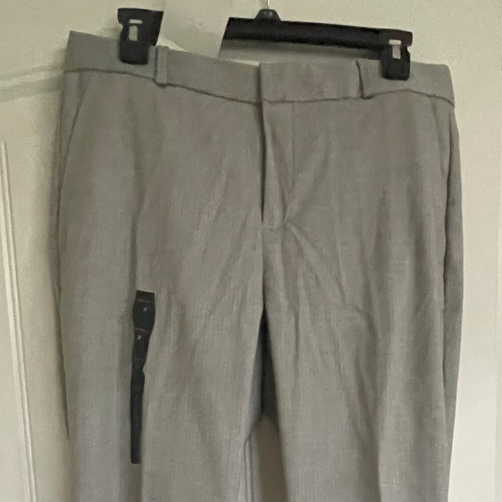 Banana Republic women's trousers - Logan curvy fit size 8.  NWT.